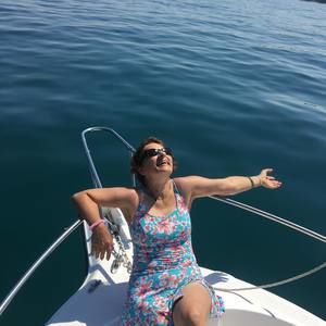 Meet your Posher, Iliyana